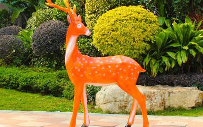 公園玻璃鋼彩繪橙色梅花鹿雕塑