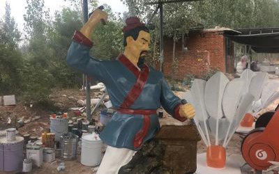 景區(qū)廣場(chǎng)彩繪玻璃鋼魯班人物雕塑