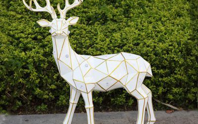 景區玻璃鋼幾何照明梅花鹿雕塑