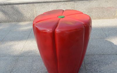 商場創意玻璃鋼卡通座椅雕塑