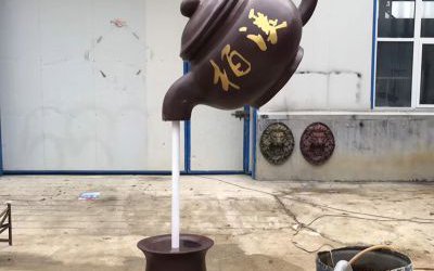 戶外玻璃鋼仿銅懸浮流水天壺雕塑