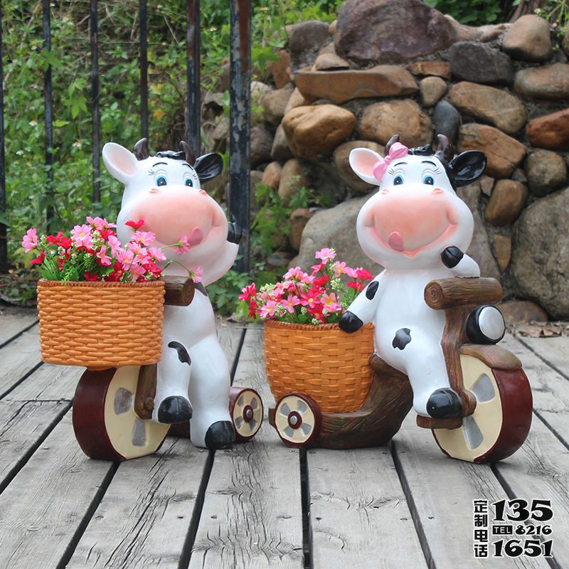 戶外花園玻璃鋼卡通奶牛造型花盆雕塑 戶外花園玻璃鋼卡通奶牛造型花盆雕塑
