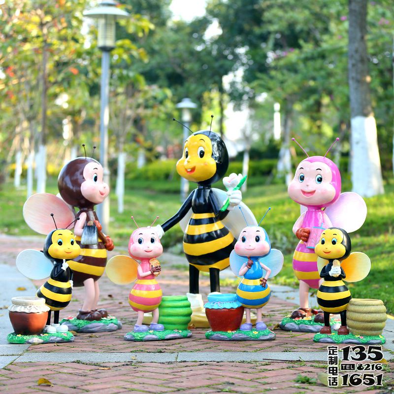 戶外景區游樂場玻璃鋼彩繪卡通蜜蜂雕塑 戶外景區游樂場玻璃鋼彩繪卡通蜜蜂雕塑