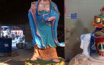 景區(qū)寺廟大型玻璃鋼彩繪觀音菩薩雕塑